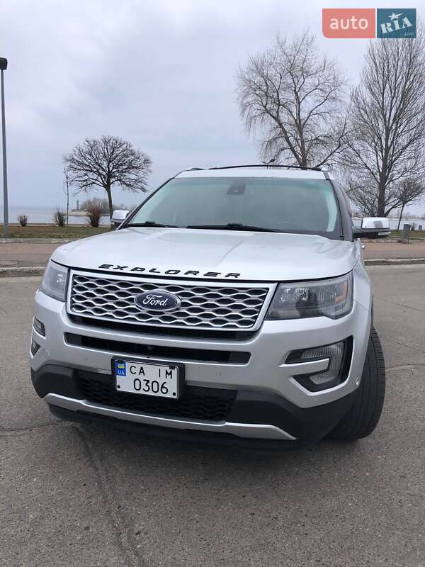Позашляховик / Кросовер Ford Explorer 2017 в Черкасах