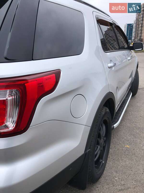 Позашляховик / Кросовер Ford Explorer 2017 в Черкасах фото 13 Позашляховик / Кросовер Ford Explorer 2017 в Черкасах