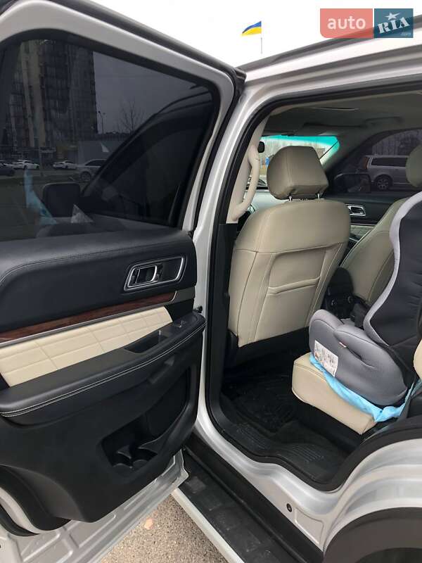 Позашляховик / Кросовер Ford Explorer 2017 в Черкасах фото 21 Позашляховик / Кросовер Ford Explorer 2017 в Черкасах