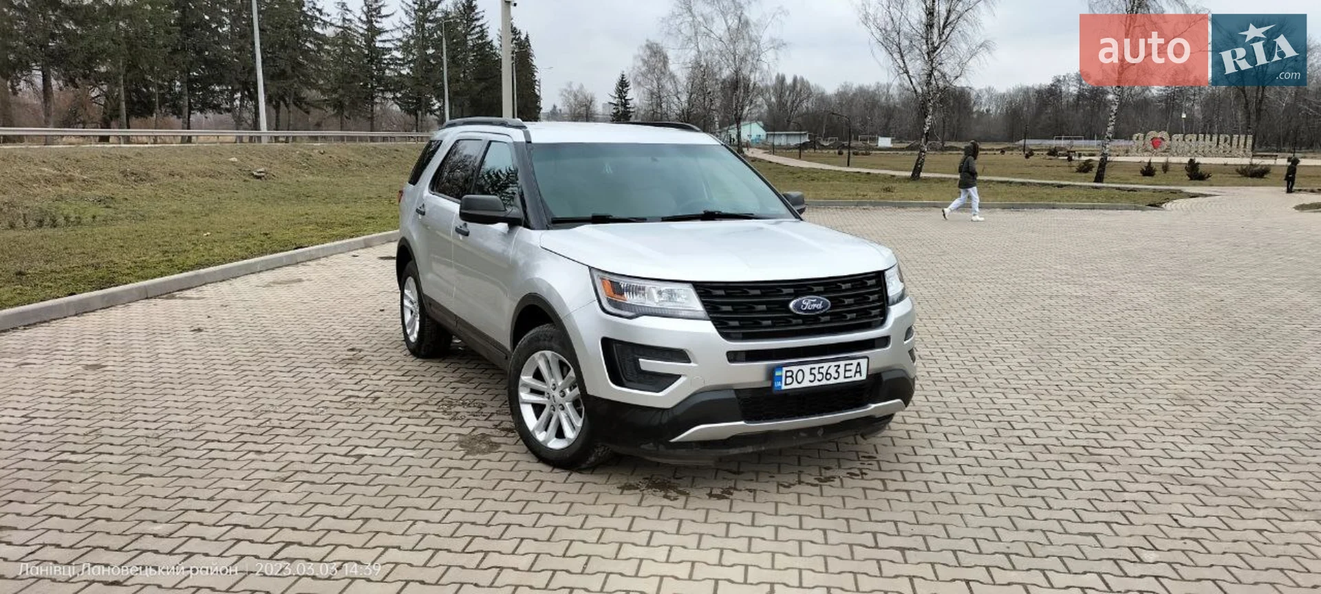 2015 Ford Explorer - мініатюра 3