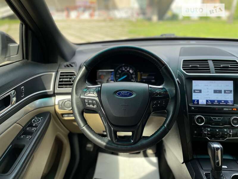 Внедорожник / Кроссовер Ford Explorer 2016 в Виннице