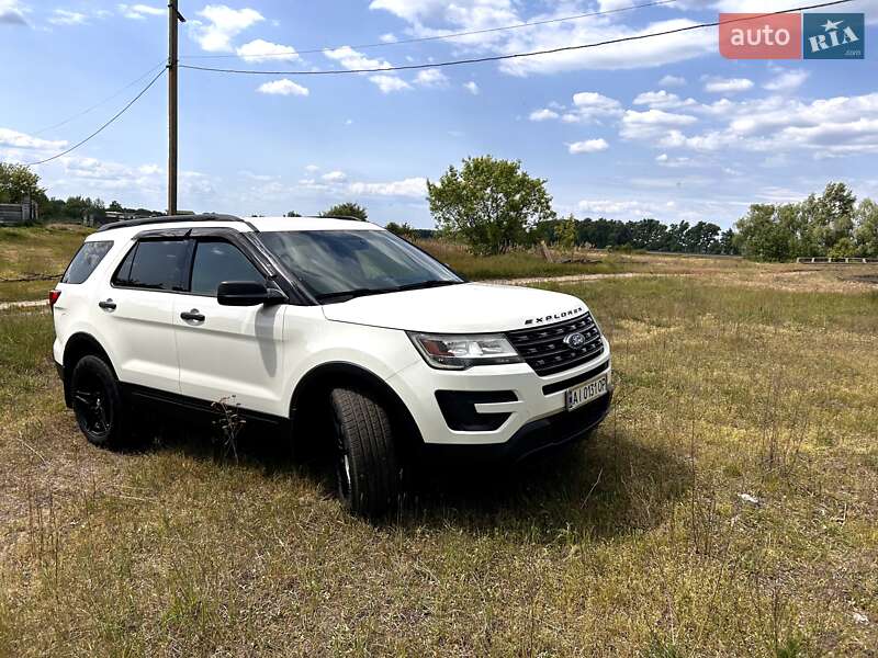 Внедорожник / Кроссовер Ford Explorer 2016 в Броварах