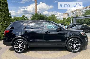 Позашляховик / Кросовер Ford Explorer 2017 в Львові