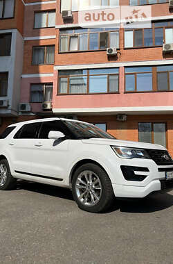 Позашляховик / Кросовер Ford Explorer 2018 в Полтаві