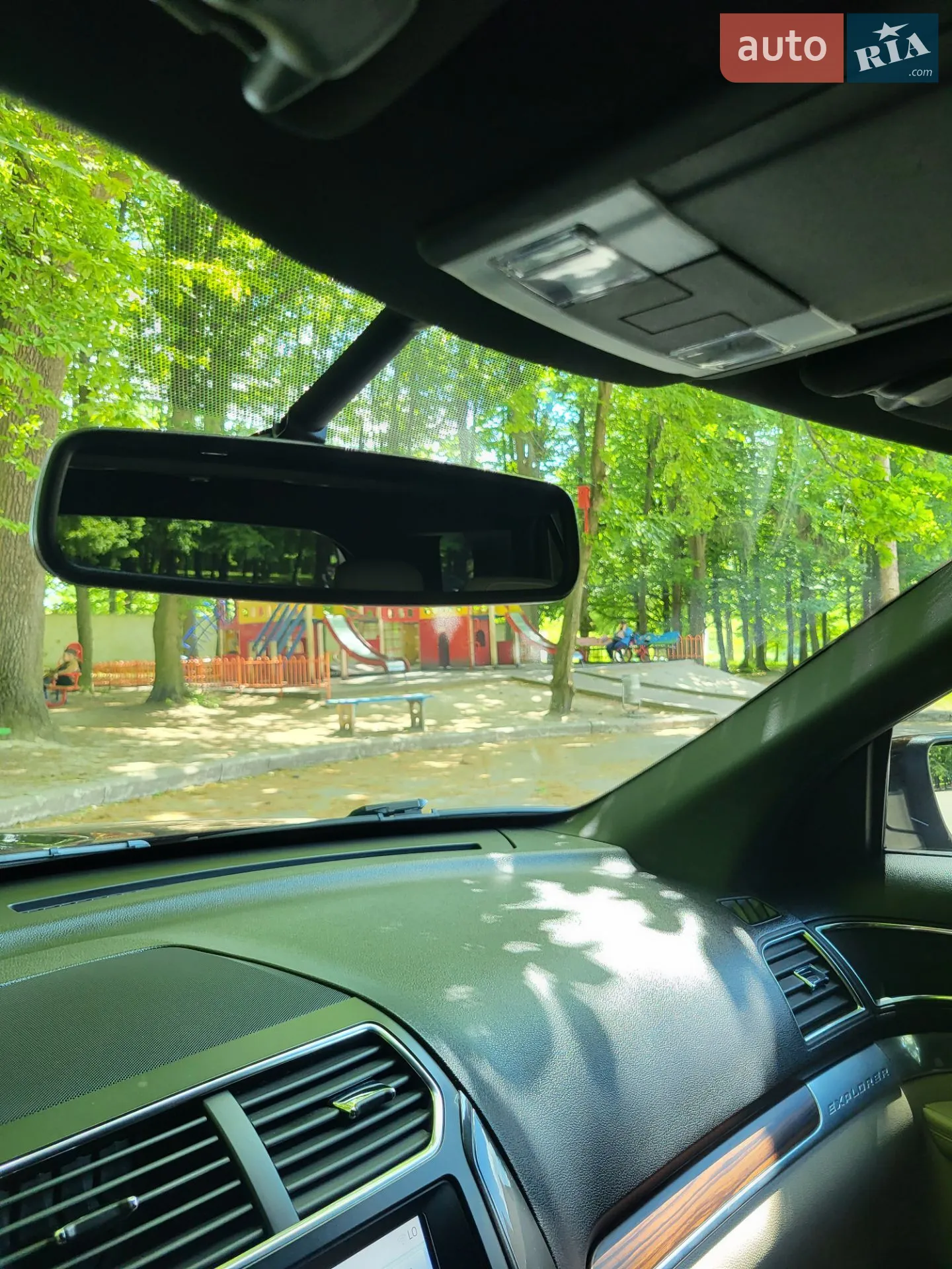 2018 Ford Explorer - мініатюра 13
