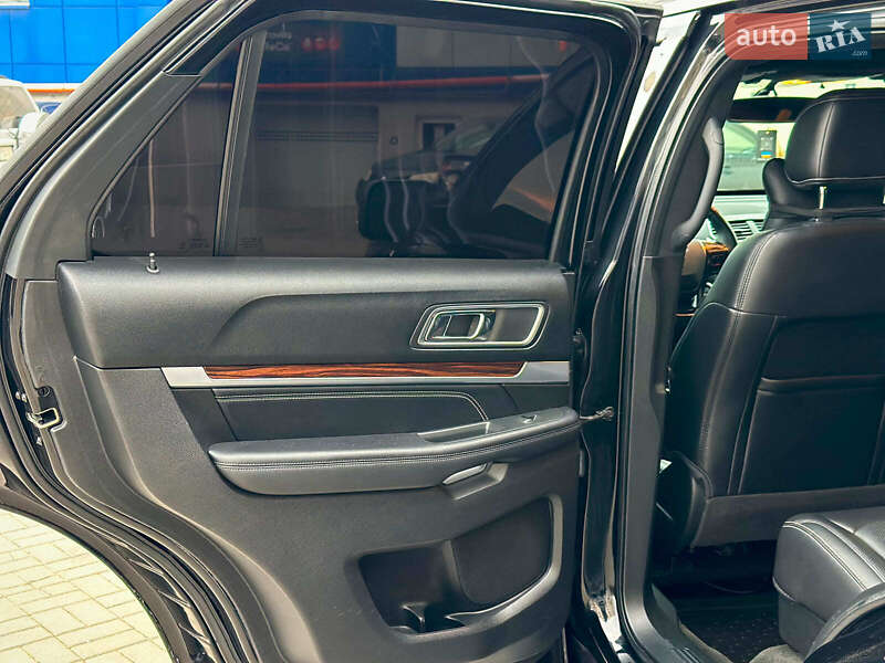 Внедорожник / Кроссовер Ford Explorer 2017 в Одессе