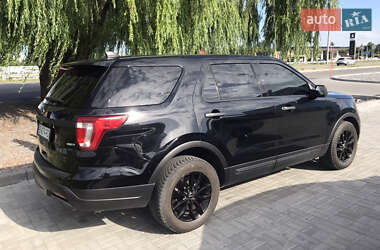 Внедорожник / Кроссовер Ford Explorer 2018 в 