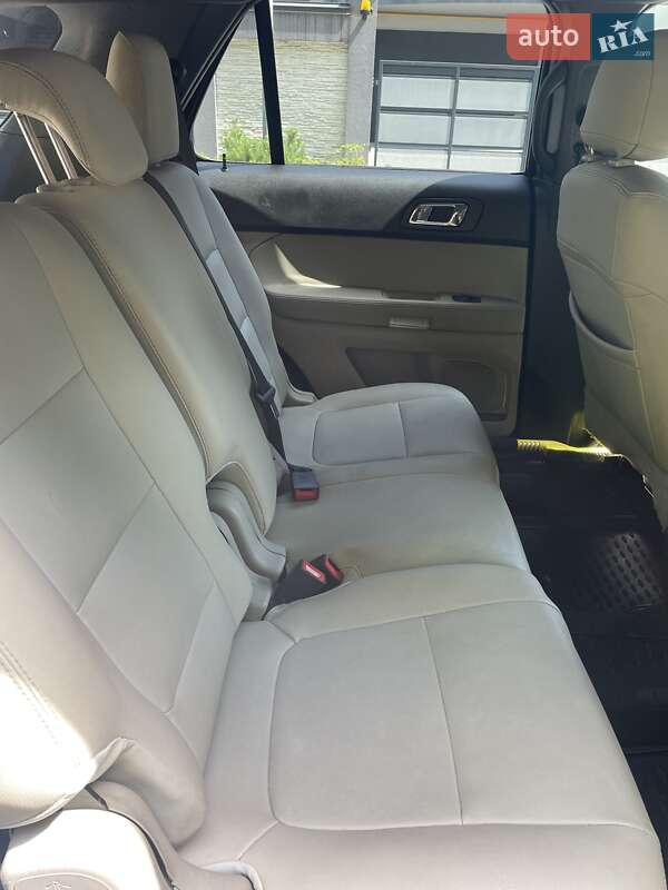 Внедорожник / Кроссовер Ford Explorer 2013 в Львове