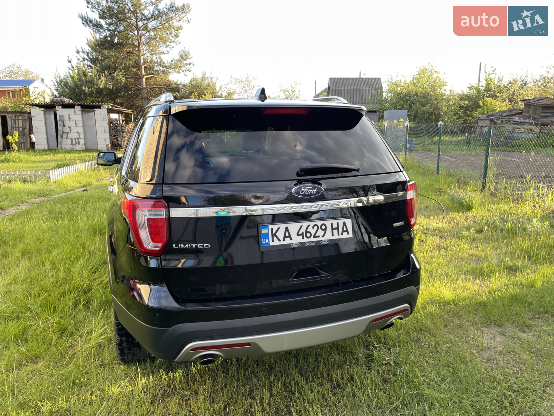 2016 Ford Explorer - мініатюра 2