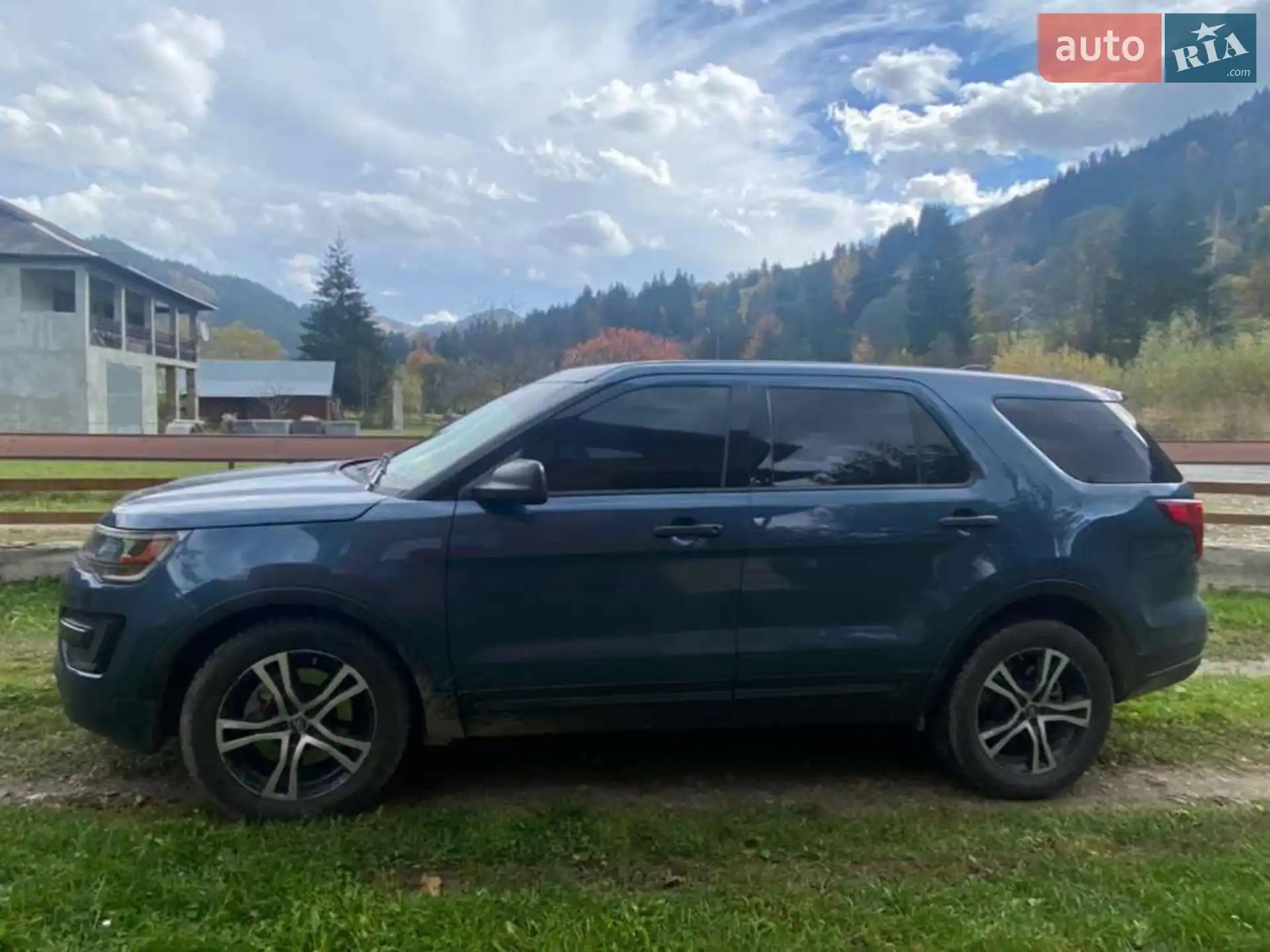 2018 Ford Explorer - фото 1