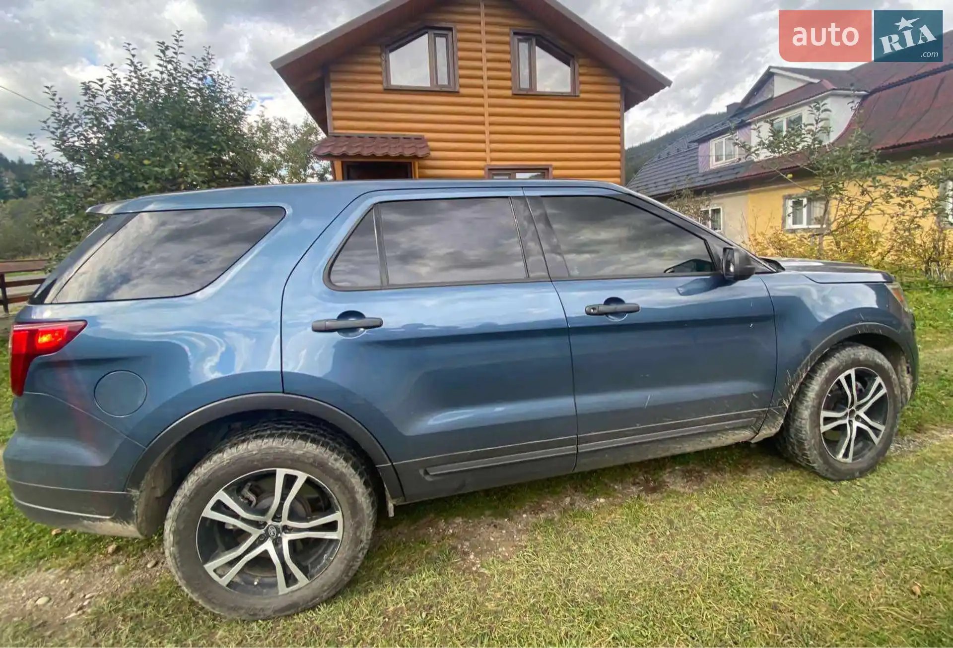 2018 Ford Explorer - мініатюра 3