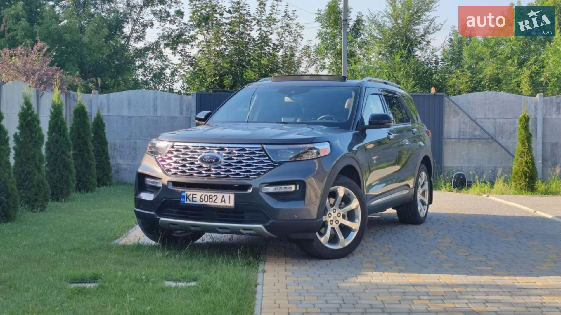 2019 Ford Explorer - фото 1