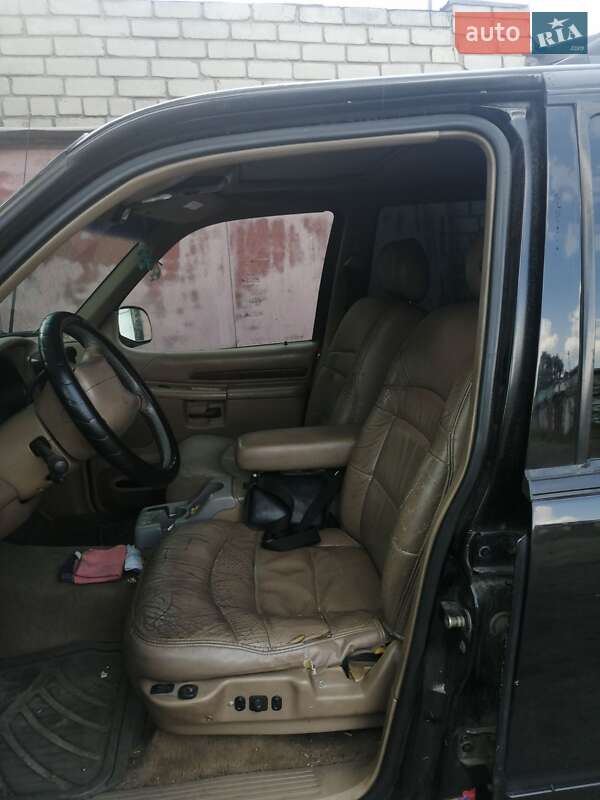 Внедорожник / Кроссовер Ford Explorer 1996 в Днепре