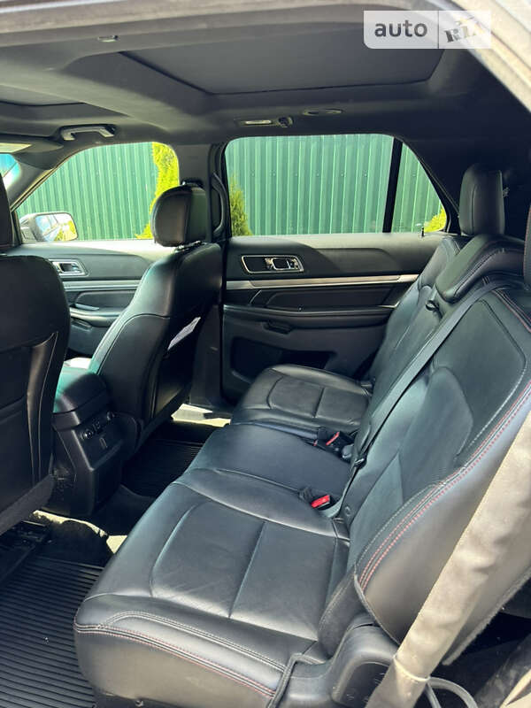 Внедорожник / Кроссовер Ford Explorer 2015 в Киеве