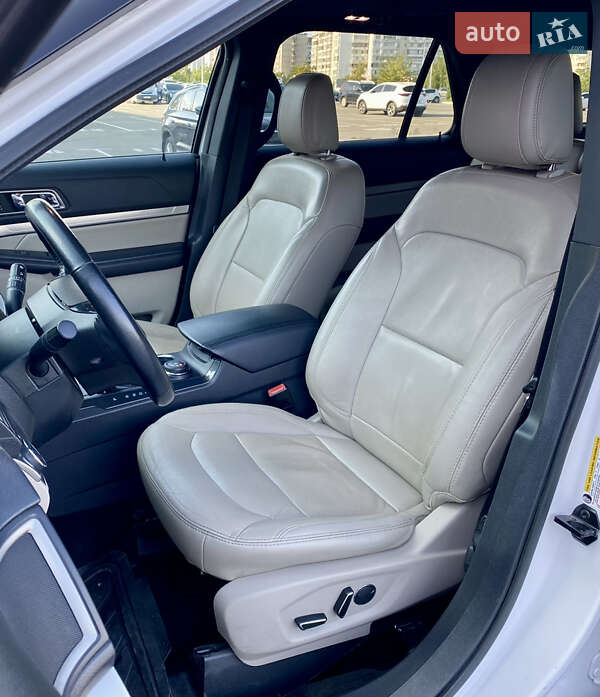 Внедорожник / Кроссовер Ford Explorer 2018 в Киеве