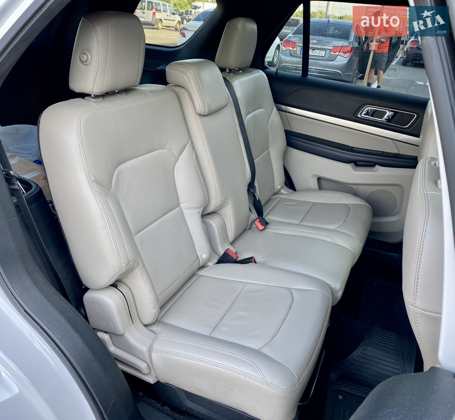 2018 Ford Explorer - мініатюра 37