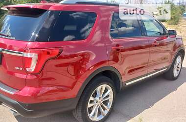 Внедорожник / Кроссовер Ford Explorer 2018 в Запорожье