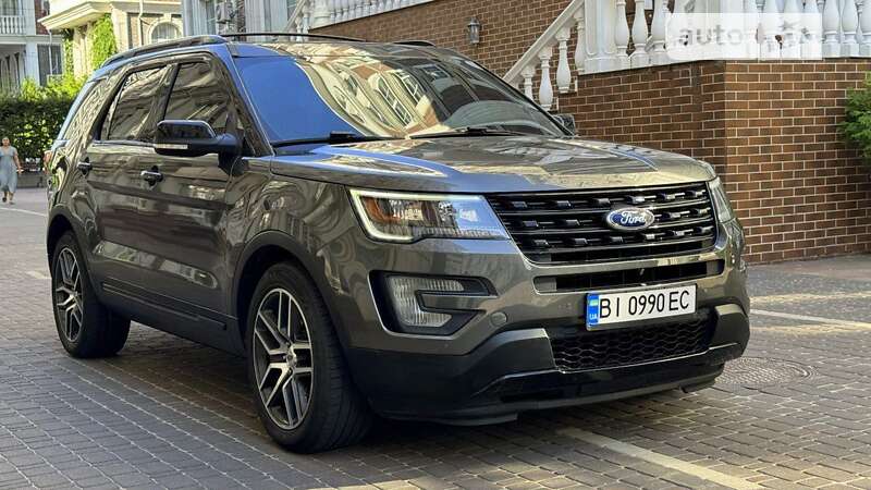 Позашляховик / Кросовер Ford Explorer 2017 в Києві