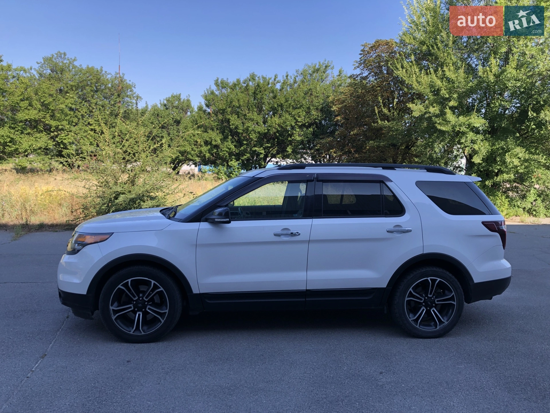 2013 Ford Explorer - мініатюра 9