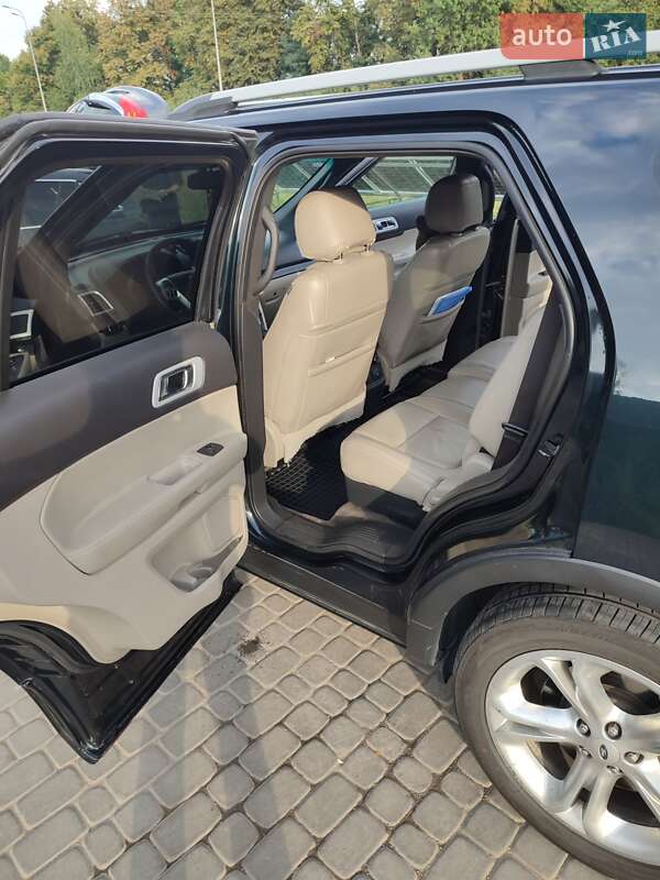 Позашляховик / Кросовер Ford Explorer 2014 в Вінниці