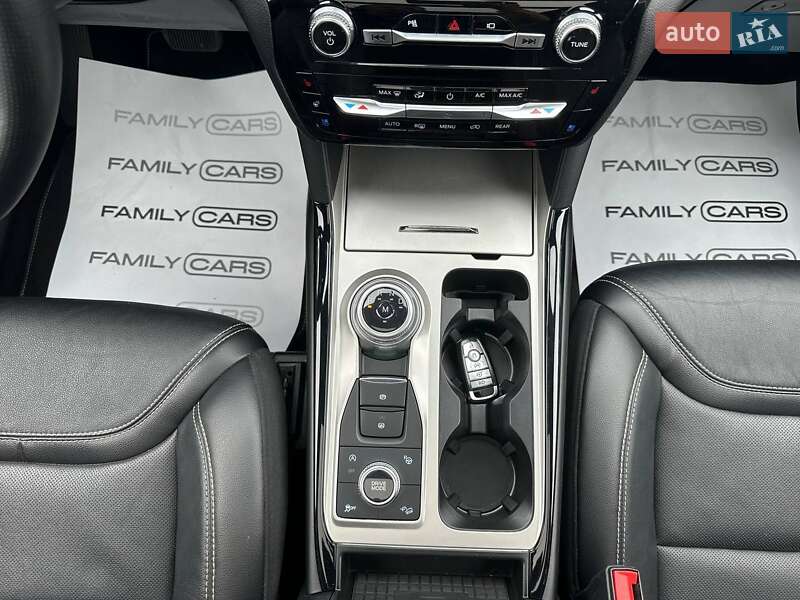 Позашляховик / Кросовер Ford Explorer 2021 в Одесі