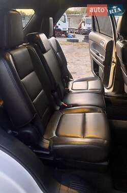 Внедорожник / Кроссовер Ford Explorer 2013 в 