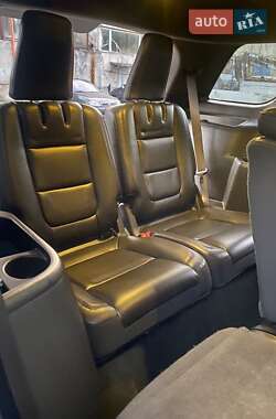 Внедорожник / Кроссовер Ford Explorer 2013 в 