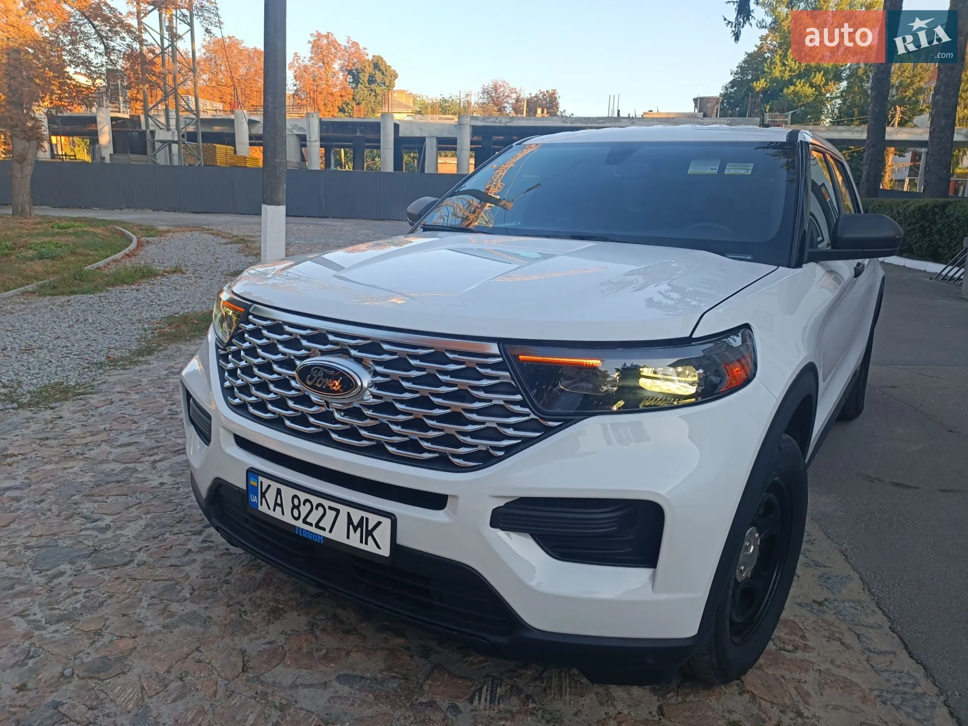 2021 Ford Explorer - мініатюра 4