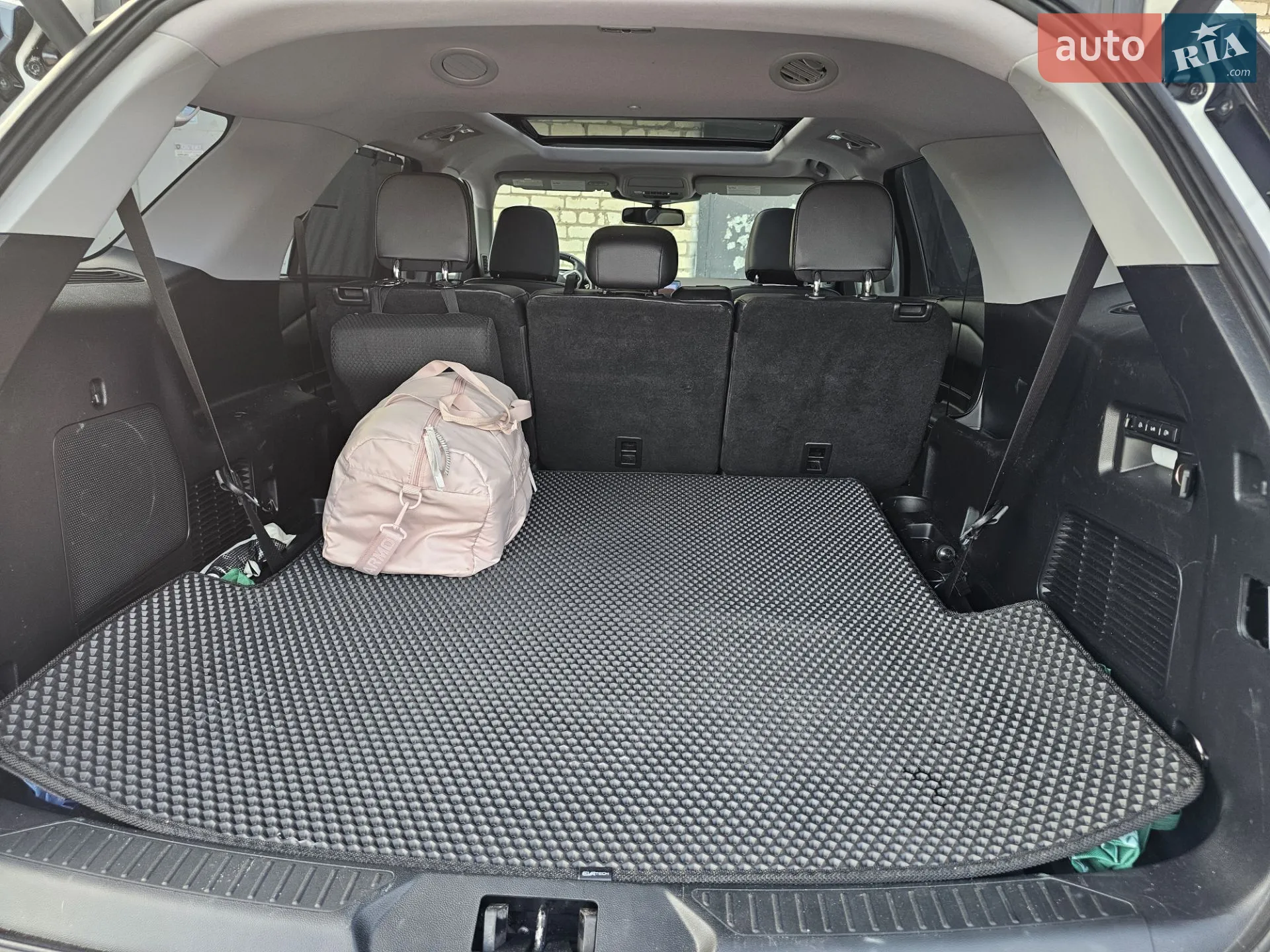2021 Ford Explorer - мініатюра 7