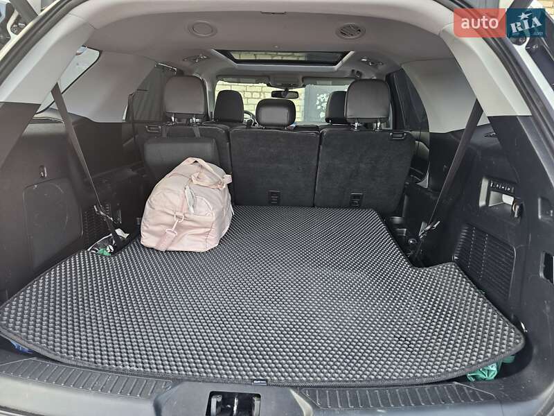 Позашляховик / Кросовер Ford Explorer 2021 в Миколаєві