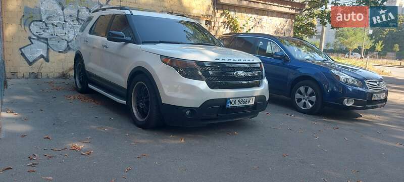 Внедорожник / Кроссовер Ford Explorer 2013 в Первомайске