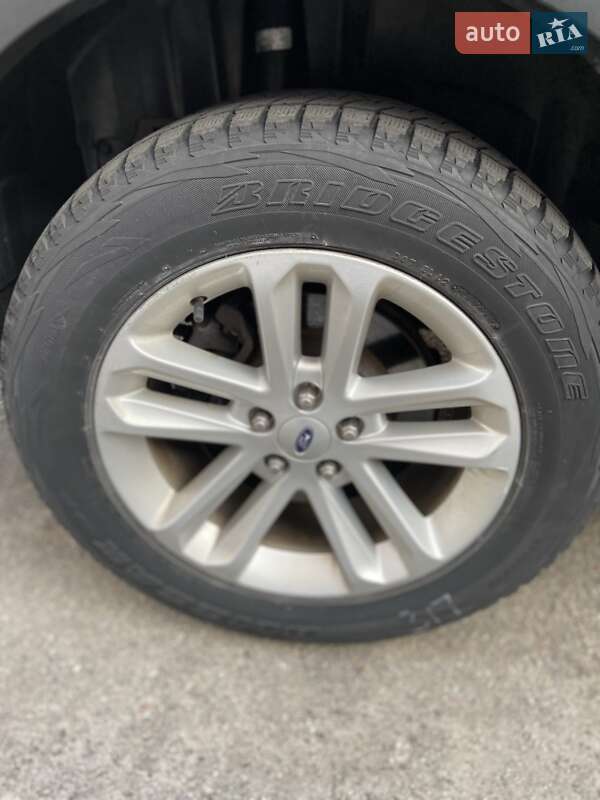 Позашляховик / Кросовер Ford Explorer 2017 в Києві