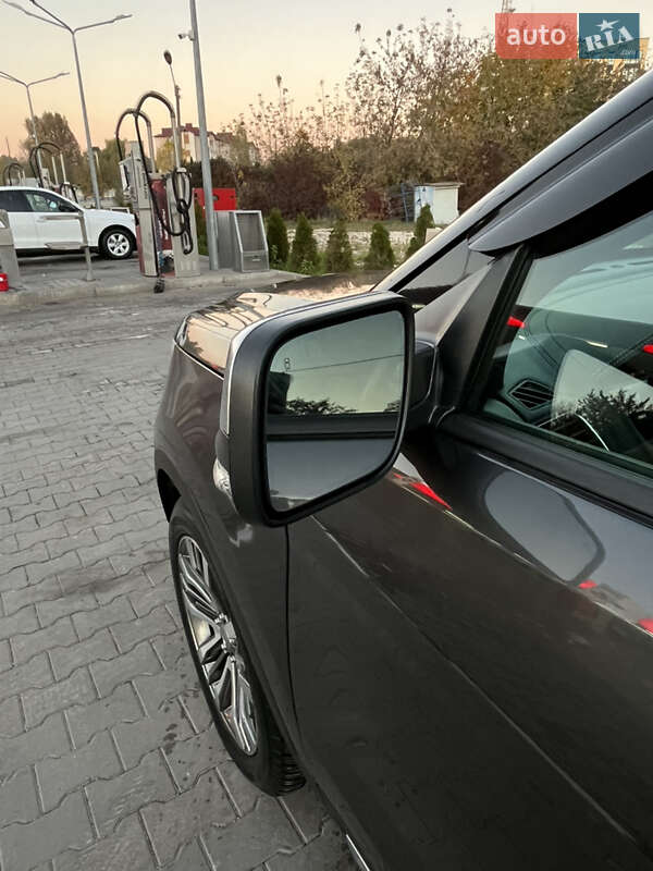 Внедорожник / Кроссовер Ford Explorer 2017 в Тернополе