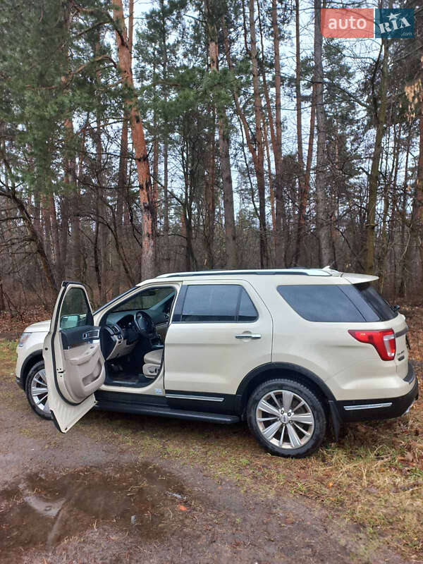 Внедорожник / Кроссовер Ford Explorer 2018 в Киеве фото 10 Внедорожник / Кроссовер Ford Explorer 2018 в Киеве
