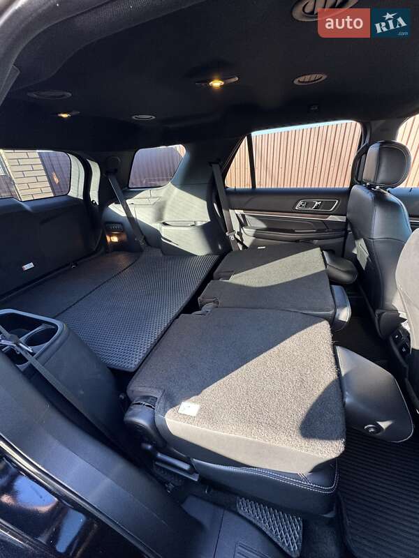 Позашляховик / Кросовер Ford Explorer 2016 в Хмельницькому