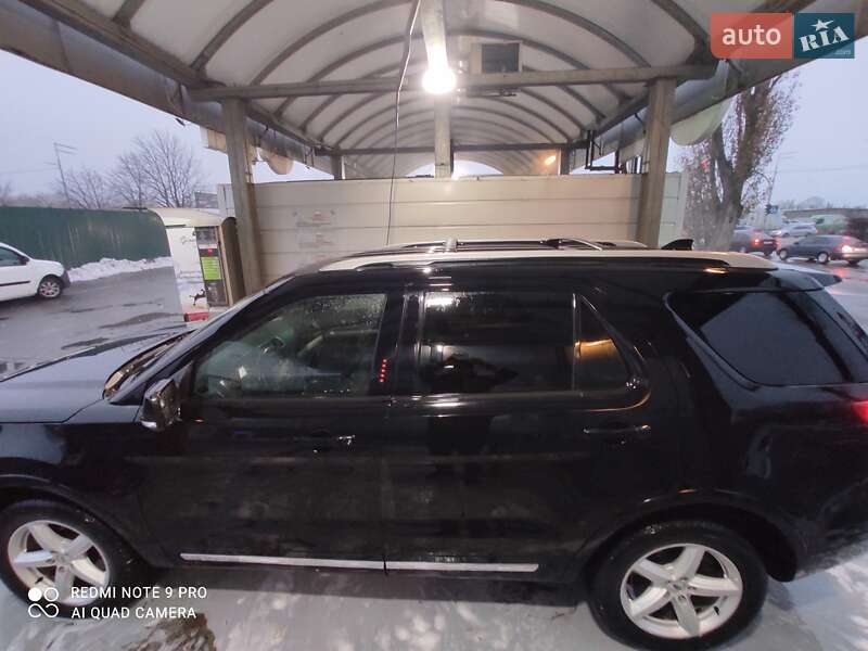 Внедорожник / Кроссовер Ford Explorer 2016 в Киеве
