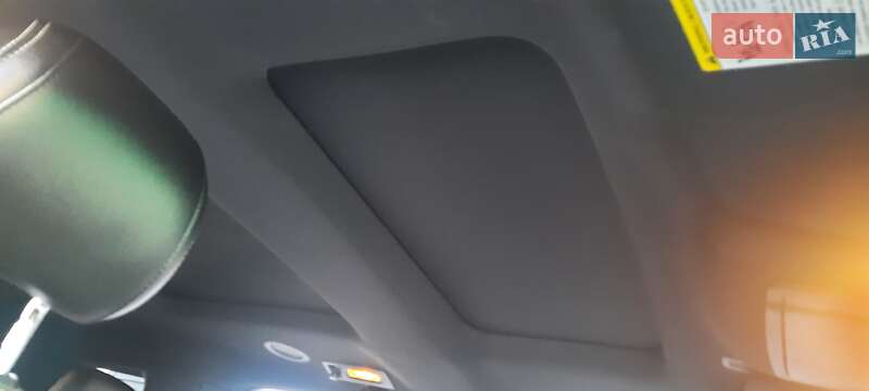 Позашляховик / Кросовер Ford Explorer 2016 в Острозі