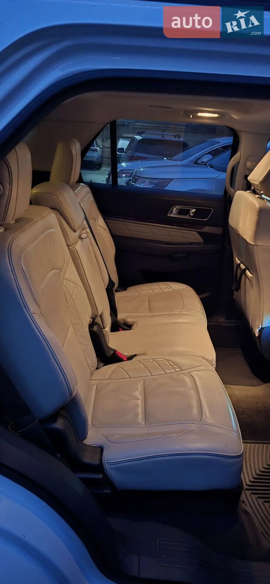 2015 Ford Explorer - мініатюра 3