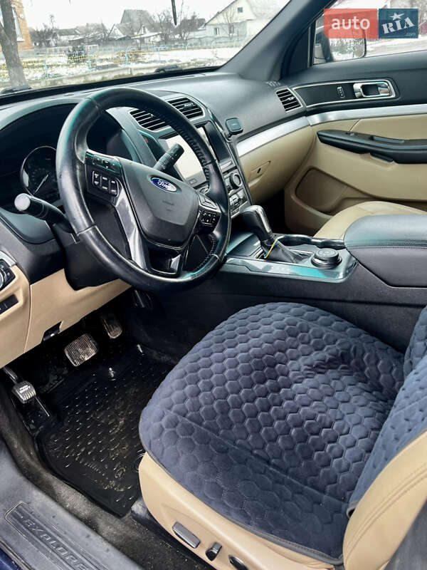 Внедорожник / Кроссовер Ford Explorer 2015 в Белой Церкви