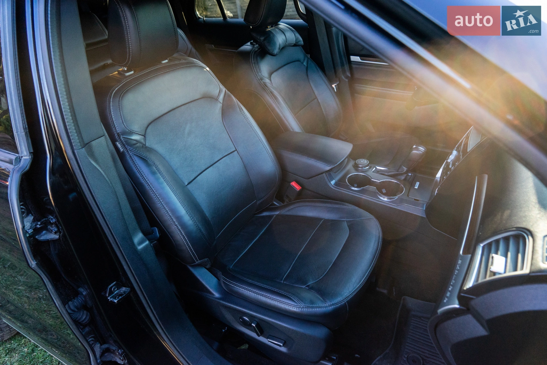 2017 Ford Explorer - мініатюра 23