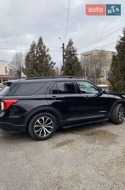Позашляховик / Кросовер Ford Explorer 2020 в 
