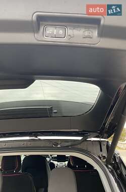 Позашляховик / Кросовер Ford Explorer 2020 в 