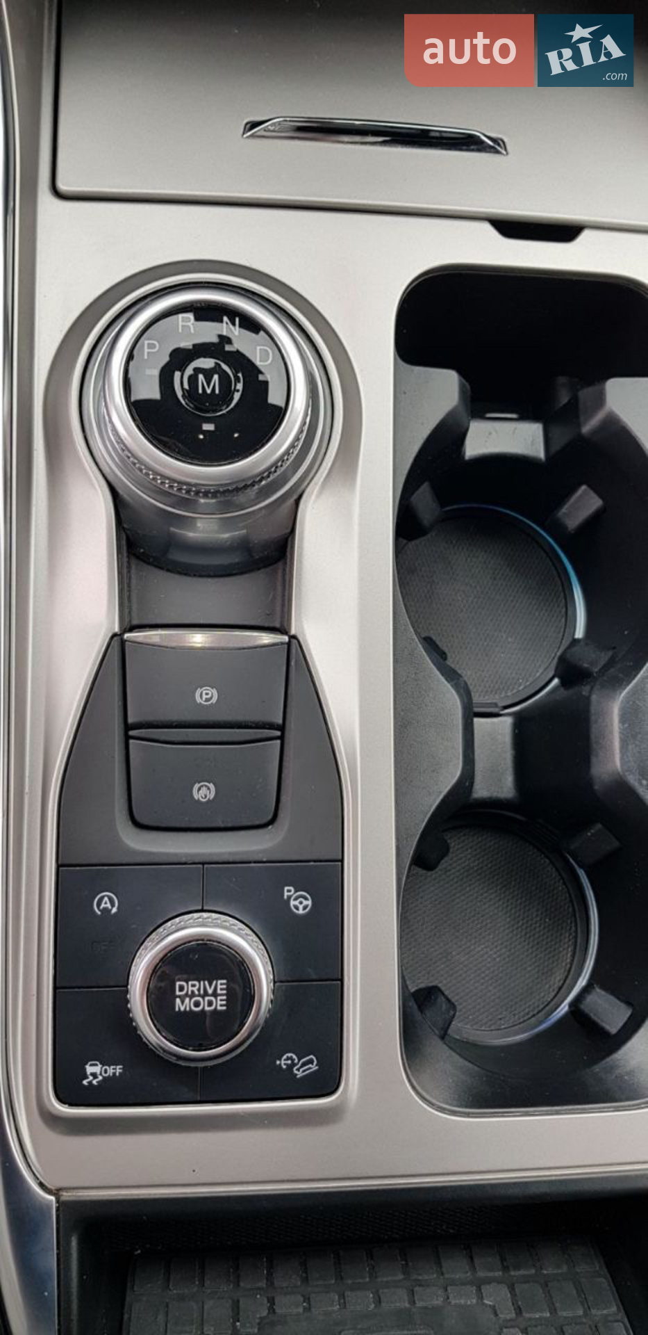 2020 Ford Explorer - мініатюра 20