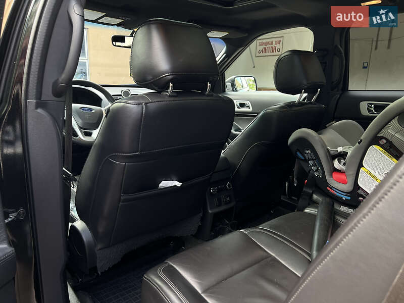 Позашляховик / Кросовер Ford Explorer 2014 в Львові