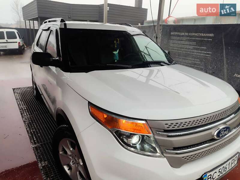 Внедорожник / Кроссовер Ford Explorer 2013 в Львове