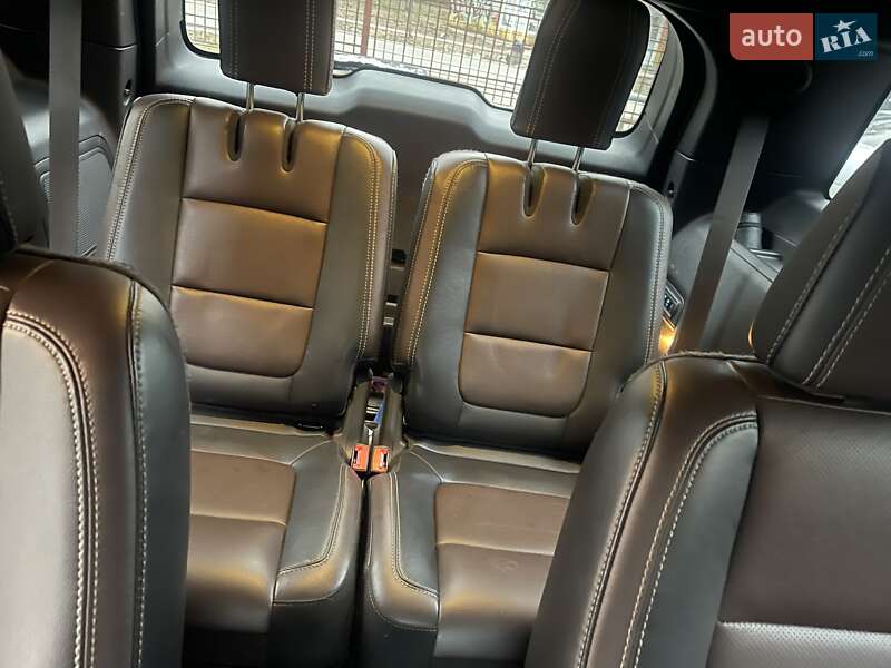 Внедорожник / Кроссовер Ford Explorer 2015 в Чернигове