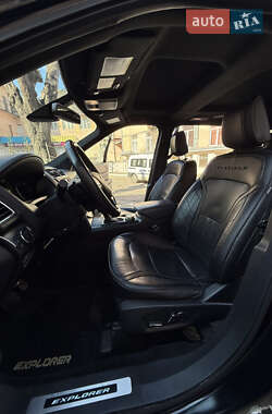 Внедорожник / Кроссовер Ford Explorer 2017 в 