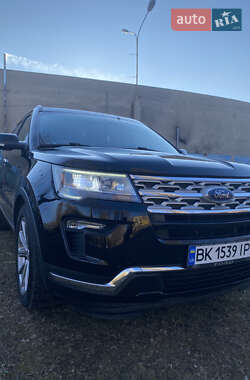 Внедорожник / Кроссовер Ford Explorer 2017 в Ровно