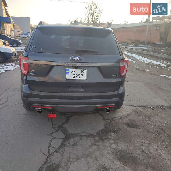Внедорожник / Кроссовер Ford Explorer 2017 в Харькове