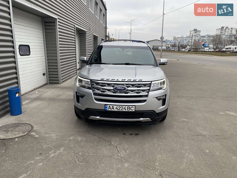 Внедорожник / Кроссовер Ford Explorer 2019 в Киеве